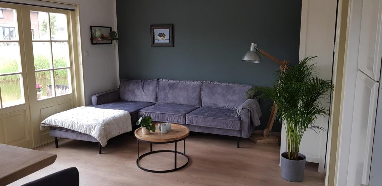 Prachtig Vrijstaand Appartement Aan Het Water Heerhugowaard Exteriör bild