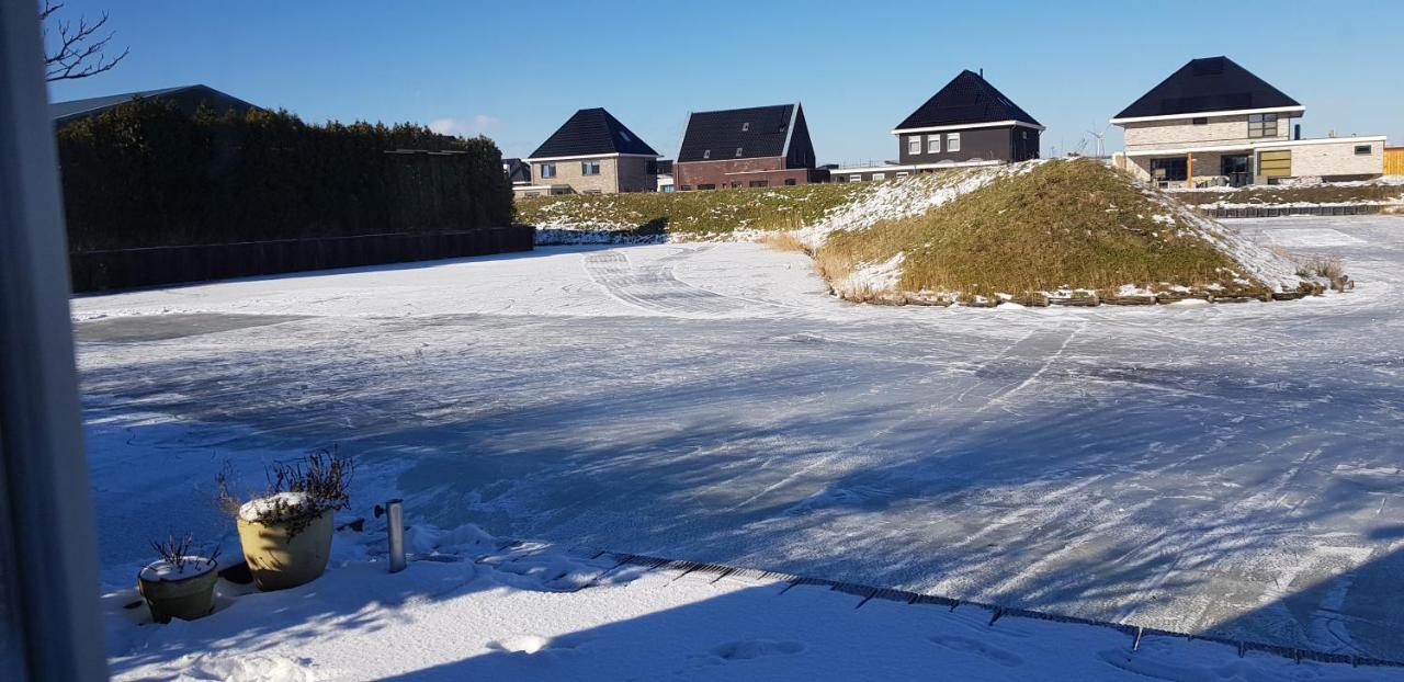 Prachtig Vrijstaand Appartement Aan Het Water Heerhugowaard Exteriör bild